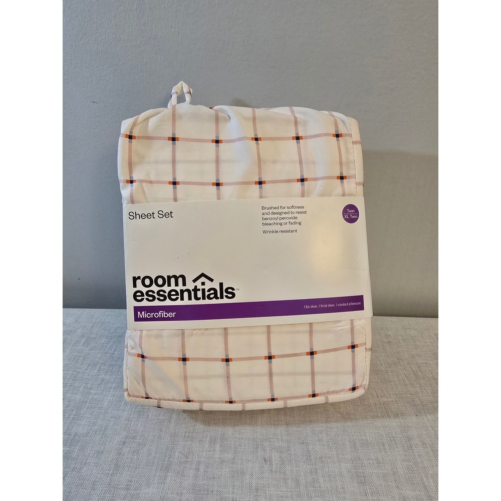 Room Essentials Sheet Set Pink Grid Plaid Microfiber Twin XL New